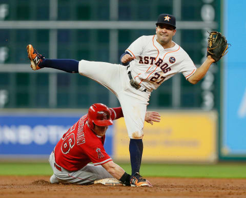 getty-images/2017/12/853282674-Los-Angeles-Angels-of-Anaheim-v-Houston-Astros