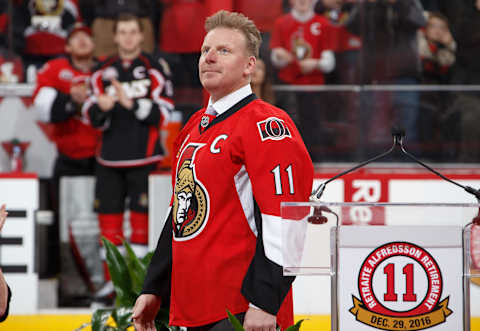 OTTAWA, ON – DECEMBER 29: Daniel Alfredsson is introduced during his jersey retirement ceremony prior to a game between the Ottawa Senators and the Detroit Red Wings at Canadian Tire Centre on December 29, 2016 in Ottawa, Ontario, Canada. (Photo by Andre Ringuette/NHLI via Getty Images)