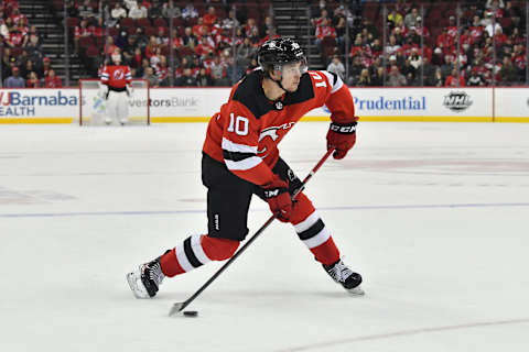 New Jersey Devils right wing Alexander Holtz (10): Catalina Fragoso-USA TODAY Sports