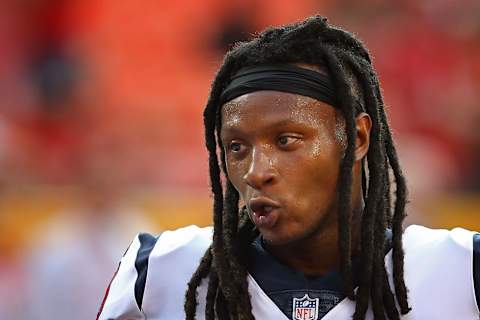 KANSAS CITY, MO – AUGUST 09: Houston Texans wide receiver DeAndre Hopkins (10) before an NFL preseason game between the Houston Texans and Kansas City Chiefs on August 9, 2018 at Arrowhead Stadium in Kansas City, MO. (Photo by Scott Winters/Icon Sportswire via Getty Images)