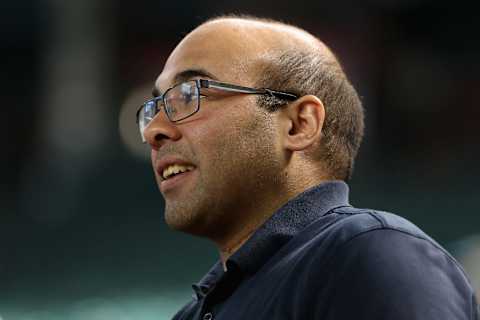 PHOENIX, AZ – AUGUST 09: General manager Farhan Zaidi of the Los Angeles Dodgers in the dugout before the MLB game against the Arizona Diamondbacks at Chase Field on August 9, 2017 in Phoenix, Arizona. (Photo by Christian Petersen/Getty Images)