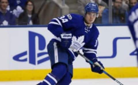 Toronto Maple Leafs forward Auston Matthews (34) looks for a pass in Maple Leafs blue (John E. Sokolowski-USA TODAY Sports)