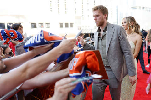 The Flyers could help the Edmonton Oilers not waste Connor McDavid’s career. (Photo by Jason Kempin/Getty Images)