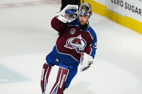 Jun 18, 2022; Denver, Colorado, USA; Colorado Avalanche goaltender Darcy Kuemper (35) is recognized as a star of the game following the 7-0 victory against the Tampa Bay Lightning in game two of the 2022 Stanley Cup Final at Ball Arena. Mandatory Credit: Ron Chenoy-USA TODAY Sports