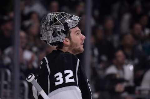 Apr 22, 2016; Los Angeles, CA, USA; Los Angeles Kings goalie Jonathan Quick (32) reacts during game five of the first round of the 2016 Stanley Cup Playoffs against the San Jose Sharks at Staples Center. Mandatory Credit: Kirby Lee-USA TODAY Sports