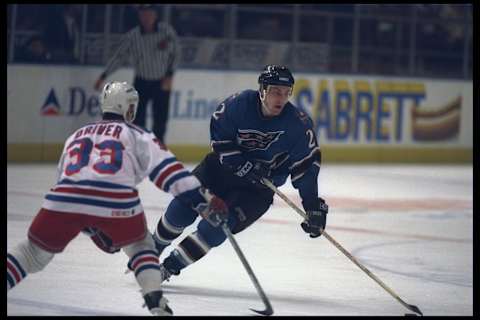 Steve Konowalchuk, Washington Capitals Mandatory Credit: Al Bello /Allsport