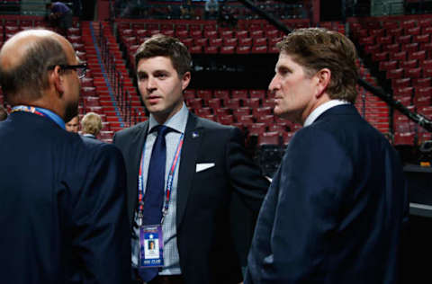 SUNRISE, FL – JUNE 26: Kyle Dubas and Mike Babcock of the Toronto Maple Leafs attend the 2015 NHL Draft at BB