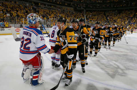 PITTSBURGH, PA – APRIL 23: Patric Hornqvist #72 of the Pittsburgh Penguins shakes hands with Antti Raanta #32 of the New York Rangers after a 6-3 win to clinch the series in Game Five of the Eastern Conference First Round during the 2016 NHL Stanley Cup Playoffs at Consol Energy Center on April 23, 2016 in Pittsburgh, Pennsylvania. (Photo by Gregory Shamus/NHLI via Getty Images)