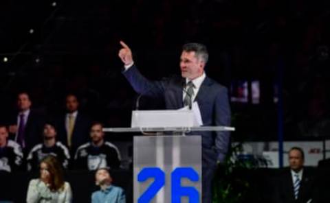 TAMPA, FL – JANUARY 13: Martin St. Louis gets emotional during his speech as he speaks of his late mother and points to the location of her seat during the pre-game ceremony honoring the jersey retirement of Martin St. Louis of the Tampa Bay Lightning prior to the Lightning vs. Blue Jackets game on January 13, 2017, at Amalie Arena in Tampa, FL. (Photo by Roy K. Miller/Icon Sportswire via Getty Images)