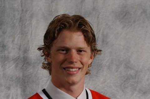 NASHVILLE, TN – JUNE 21: Eric Staal of the Carolina Hurricanes poses for a portrait after the 2003 NHL Entry Draft at the Gaylord Entertainment Center on June 21, 2003 in Nashville, Tennessee. (Photo by Dave Sandford/Getty Images/NHLI)