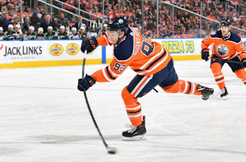 EDMONTON, AB – OCTOBER 30: Ryan Nugent-Hopkins #93 of the Edmonton Oilers takes a shot during the game against the Minnesota Wild on October 30, 2018 at Rogers Place in Edmonton, Alberta, Canada. (Photo by Andy Devlin/NHLI via Getty Images)