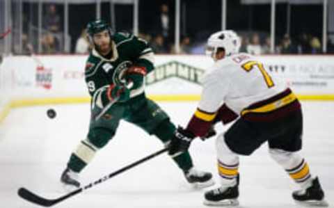 Wolves Take Two From Iowa Wild; Extend Winning Streak To Three