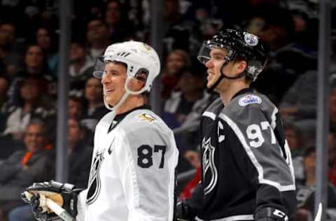 LOS ANGELES, CA – JANUARY 29: Sidney Crosby #87 of the Pittsburgh Penguins . (Photo by Bruce Bennett/Getty Images)