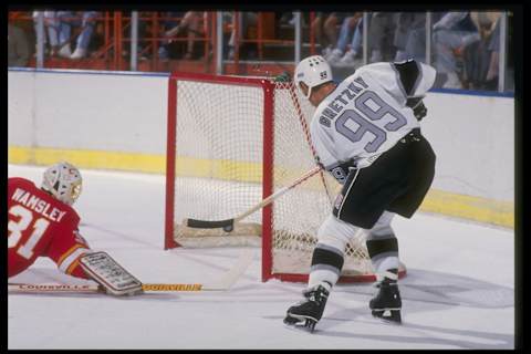 Center Wayne Gretzky of the Los Angeles King (Mandatory Credit: Mike Powell /Allsport)