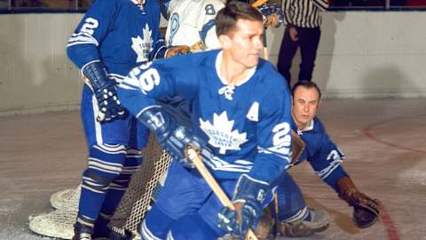 Toronto Maple Leafs – Allan Stanley (Graphic Artists/HHOF Images)