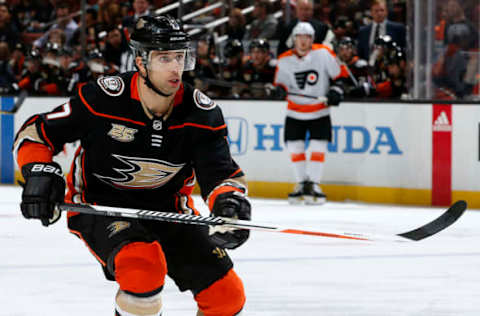 ANAHEIM, CA – OCTOBER 30: Andrew Cogliano #7 of the Anaheim Ducks skates during the game against the Philadelphia Flyers on October 30, 2018, at Honda Center in Anaheim, California. (Photo by Debora Robinson/NHLI via Getty Images)