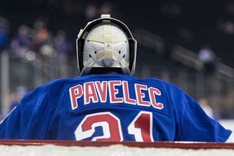 NEW YORK, NY – SEPTEMBER 18: New York Rangers Goalie Ondrej Pavelec (31) in goal during player warm-up prior to the start of a pre-season NHL game between the New York Islanders and the New York Rangers on September 18, 2017, at Madison Square Garden in New York, NY. (Photo by David Hahn/Icon Sportswire via Getty Images)