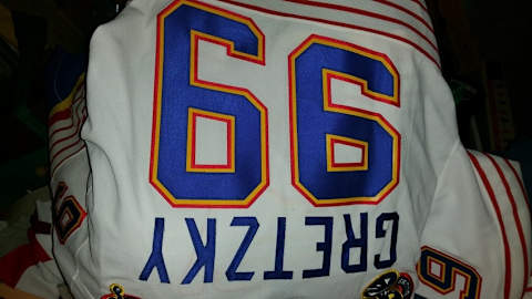 St. Louis Blues Wayne Gretzky jersey