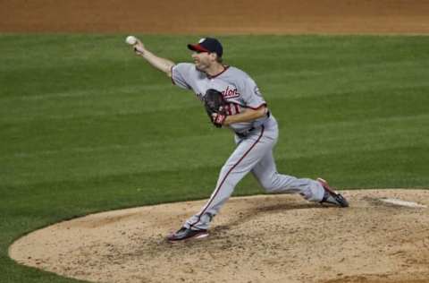 Jun 8, 2016; Chicago, IL, USA; Washington Nationals starting pitcher Max Scherzer (31) pitches against the Chicago White Sox during the fourth inning at U.S. Cellular Field. Mandatory Credit: Kamil Krzaczynski-USA TODAY Sports