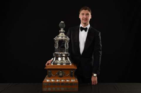 LAS VEGAS, NV – JUNE 21: Sergei Bobrovsky of the Columbus Blue Jackets poses for a portrait with the Vezina Trophy at the 2017 NHL Awards at T-Mobile Arena on June 21, 2017 in Las Vegas, Nevada. (Photo by Brian Babineau/NHLI via Getty Images)