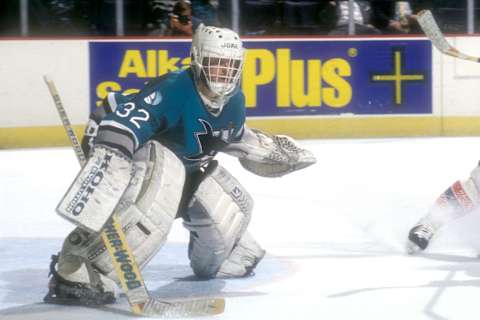 LANDOVER, MD – NOVEMBER 16: Arturs Irbe #32 of the San Jose Sharks in position during a hockey game against the Washington Capitals on November 16, 1993 at USAir Arena in Landover, Maryland. The Capitals won 6-1. (Photo by Mitchell Layton/Getty Images)