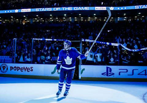 TORONTO, ON – NOVEMBER 6: Connor Brown #28 of the Toronto Maple Leafs salutes the crowd after being the named the game’s third star after defeating the Vegas Golden Knights at the Scotiabank Arena on November 6, 2018 in Toronto, Ontario, Canada. (Photo by Mark Blinch/NHLI via Getty Images)