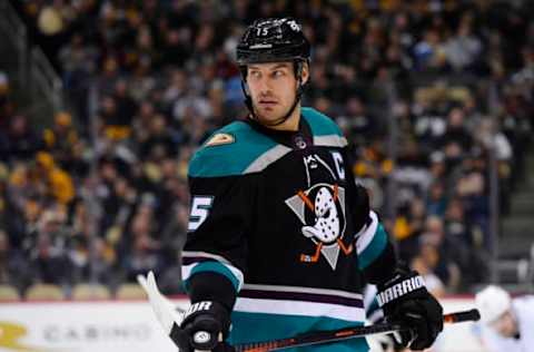 PITTSBURGH, PA – DECEMBER 17: Anaheim Ducks Center Ryan Getzlaf (15) looks on during the second period in the NHL game between the Pittsburgh Penguins and the Anaheim Ducks on December 17, 2018, at PPG Paints Arena in Pittsburgh, PA. (Photo by Jeanine Leech/Icon Sportswire via Getty Images)