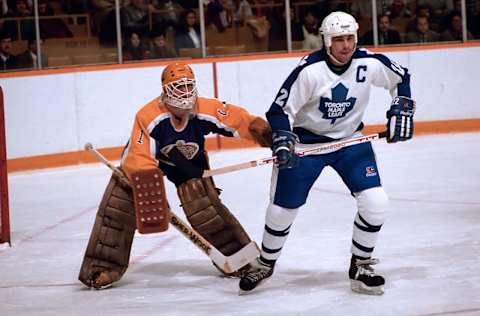 TORONTO, CANADA – NOVEMBER 14: Rick Vaive #22 of the Toronto Maple Leafs  (Photo by Graig Abel Collection/Getty Images)