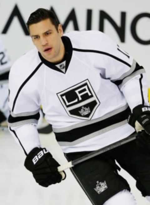 Los Angeles Kings forward Milan Lucic (17). Mandatory Credit: Perry Nelson-USA TODAY Sports