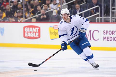 PITTSBURGH, PA – JANUARY 30: Tampa Bay Lightning Center Brayden Point (21) skates with the puck during the second period in the NHL game between the Pittsburgh Penguins and the Tampa Bay Lightning on January 30, 2019, at PPG Paints Arena in Pittsburgh, PA. (Photo by Jeanine Leech/Icon Sportswire via Getty Images)