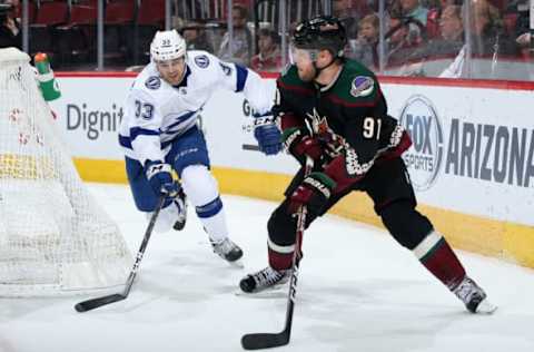 Arizona Coyotes, Taylor Hall (Photo by Christian Petersen/Getty Images)