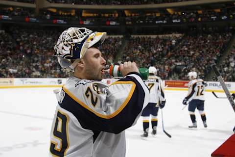 SAINT PAUL, MN – NOVEMBER 4: Tomas Vokoun #29 of the Nashville Predators drinks fluids from a sports bottle during a game against the Minnesota Wild at Xcel Energy Center on November 4, 2006 in Saint Paul, Minnesota. The Predators won 4-3. (Photo by Bruce Kluckhohn/Getty Images)