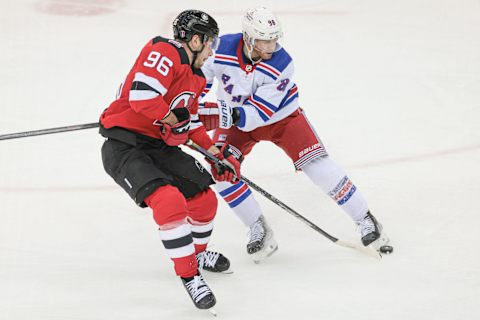 New Jersey Devils right wing Timo Meier (96): Vincent Carchietta-USA TODAY Sports