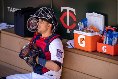 MINNEAPOLIS, MN- APRIL 29: Jason Casstro #15 of the Minnesota Twins looks on against the Cincinnati Reds on April 29, 2018 at Target Field in Minneapolis, Minnesota. The Reds defeated the Twins 8-2. (Photo by Brace Hemmelgarn/Minnesota Twins/Getty Images) *** Local Caption *** Jason Castro