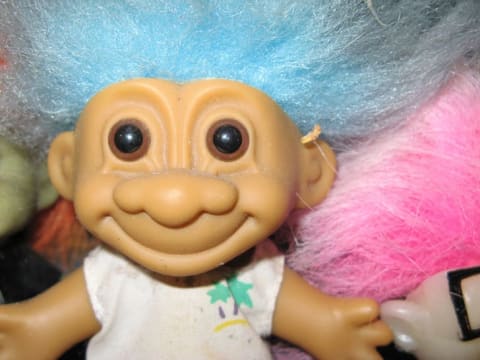 A smiling troll.