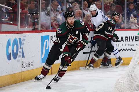 Derek Stepan #21 of the Arizona Coyotes. (Photo by Christian Petersen/Getty Images)