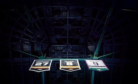 ANAHEIM, CA – FEBRUARY 17: Scott Niedermayer’s jersey joins Teemu Selanne and Paul Kariya in the rafters during a jersey retiring ceremony prior to the game between the Anaheim Ducks and the Washington Capitals on February 17, 2019 at Honda Center in Anaheim, California. (Photo by Foster Snell/NHLI via Getty Images)