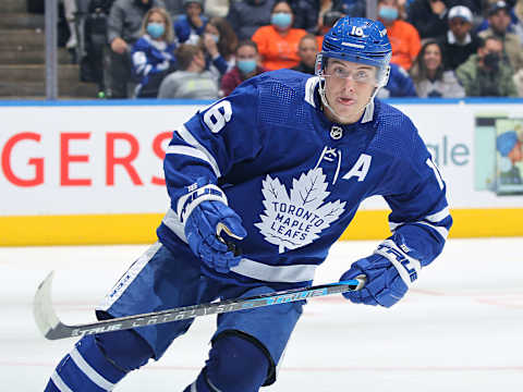 TORONTO, ON – OCTOBER 22: Mitchell Marner #16 of the Toronto Maple Leafs  . (Photo by Claus Andersen/Getty Images)