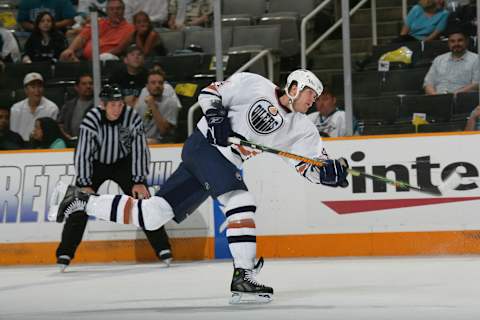 Chris Pronger #44 of the Edmonton Oilers (Photo by Don Smith/Getty Images)