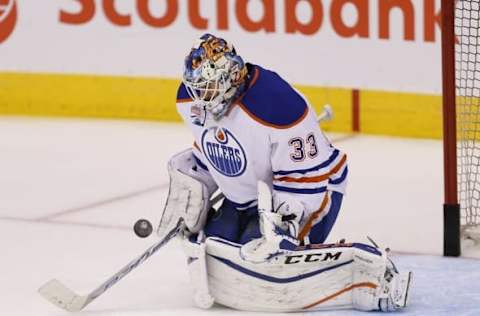 NHL Power Rankings: Edmonton Oilers goaltender Cam Talbot (33) makes a save during the pre game warm up against the Toronto Maple Leafs at Air Canada Centre. Mandatory Credit: John E. Sokolowski-USA TODAY Sports