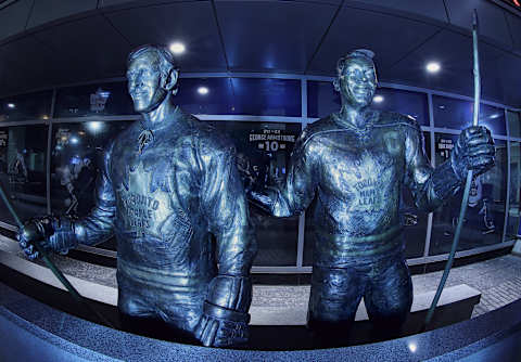 TORONTO, CANADA – JANUARY 16: Statues of Dave Keon of the Toronto Maple Leafs . (Photo by Tom Szczerbowski/Getty Images)