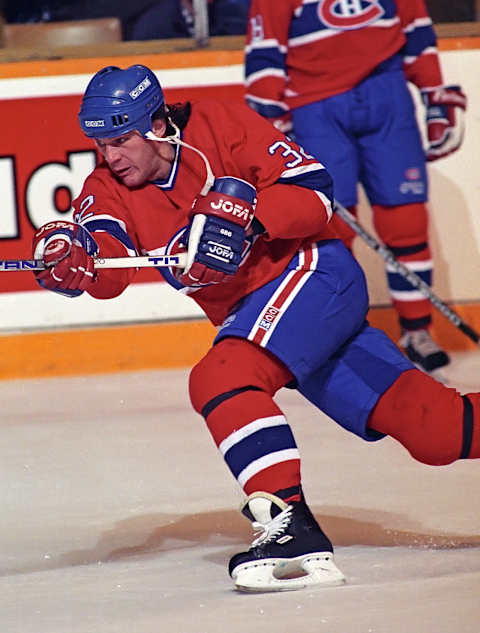 TORONTO, ON – JANUARY 27: Claude Lemieux #32 of the Montreal Canadiens (Photo by Graig Abel/Getty Images)