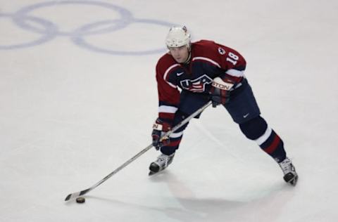 24 Feb 2002: Chris Drury #18 of USA during the men’s gold medal game at the Salt Lake City Winter Olympic Games. (Photo by Elsa Hasch/Getty Images)