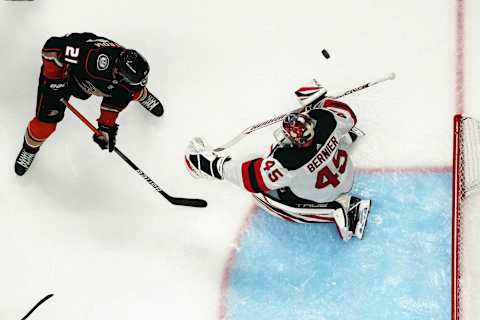 New Jersey Devils goaltender Jonathan Bernier (45): (Kirby Lee-USA TODAY Sports)