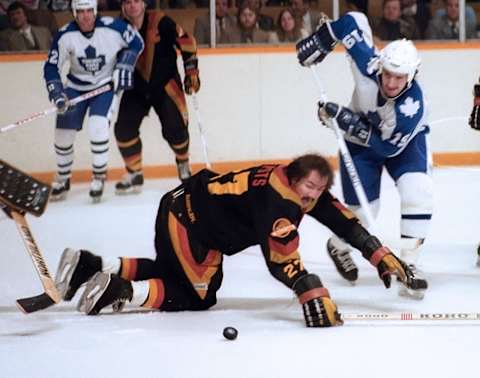 Harold Snepsts of the Vancouver Canucks. (Photo by Graig Abel/Getty Images)