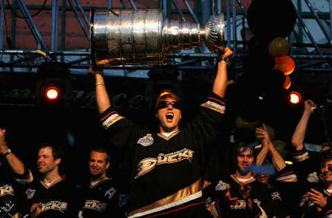 ANAHEIM, CA – June 9: Teemu Selanne #8 of the Anaheim Ducks celebrates winning the 2007 Stanley Cup during the “Anaheim Ducks Stanley Cup Victory Celebration” June 9, 2007, at Honda Center in Anaheim, California. (Photo by Jeff Gross/Getty Images)