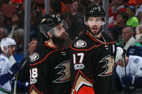 ANAHEIM, CA – MARCH 5: Patrick Eaves #18 of the Anaheim Ducks chats with teammate Ryan Kesler #17 before a face-off during the game against the Vancouver Canucks on March 5, 2017 at Honda Center in Anaheim, California. (Photo by Debora Robinson/NHLI via Getty Images) *** Local Caption ***