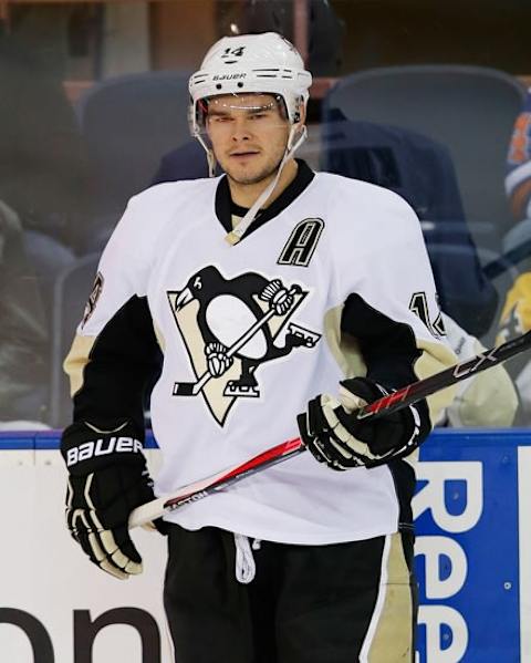 Nov 6, 2015; Edmonton, Alberta, CAN; Pittsburgh Penguins forward Chris Kunitz (14) skates against the Edmonton Oilers at Rexall Place. Mandatory Credit: Perry Nelson-USA TODAY Sports