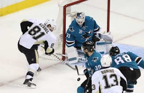 NHL Power Rankings: San Jose Sharks goalie Martin Jones (31) makes a save against Pittsburgh Penguins right wing Phil Kessel (81) in the first period of game six of the 2016 Stanley Cup Final at SAP Center at San Jose. Mandatory Credit: John Hefti-USA TODAY Sports