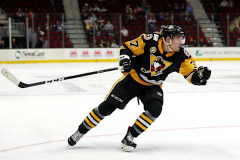 Wilkes-Barre/Scranton Penguins left wing Sam Miletic (37) (Photo by Frank Jansky/Icon Sportswire via Getty Images)